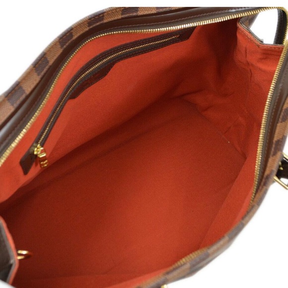 Authentic LV Chelsea HANDBAG - Picture 2 of 16